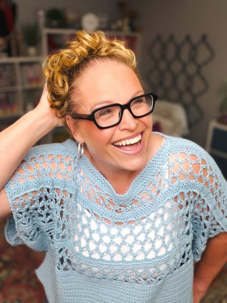 Marly Bird Rewrites Solomon’s Knot Crochet Tee Pattern, Adds Sizes and Tutorials
