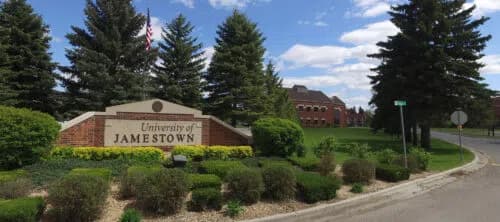 Applications Open for Two $1,000 Jamestown Scholarships for Stutsman Seniors