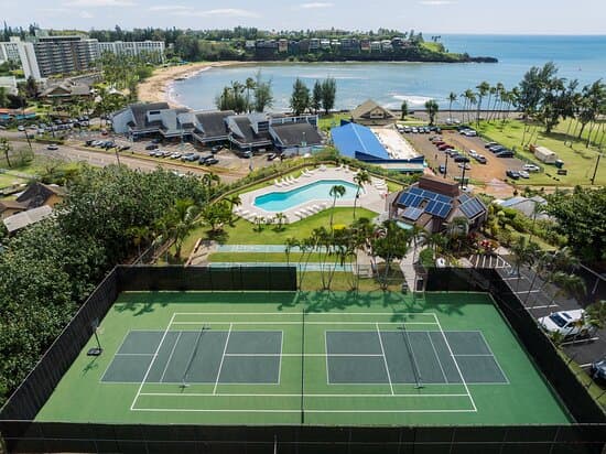 Solar-powered Kauai vacation rental touts first private 40x60 pickleball court