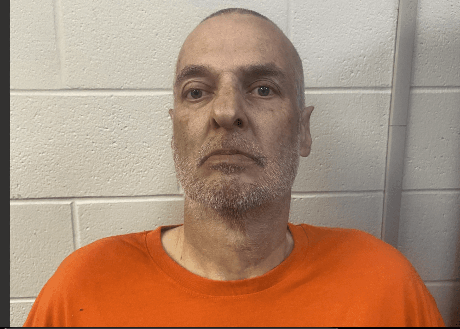 Atchison man arrested after false fire alarm, extinguisher assault at apartment complex