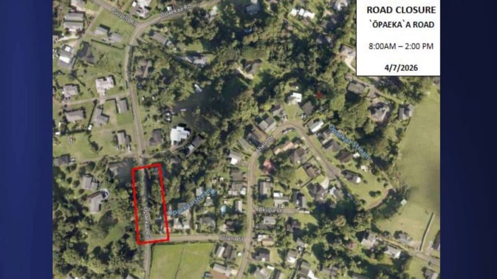 Wailua Bridge Closed for Emergency Cleaning, Debris Removal Ahead of Storm