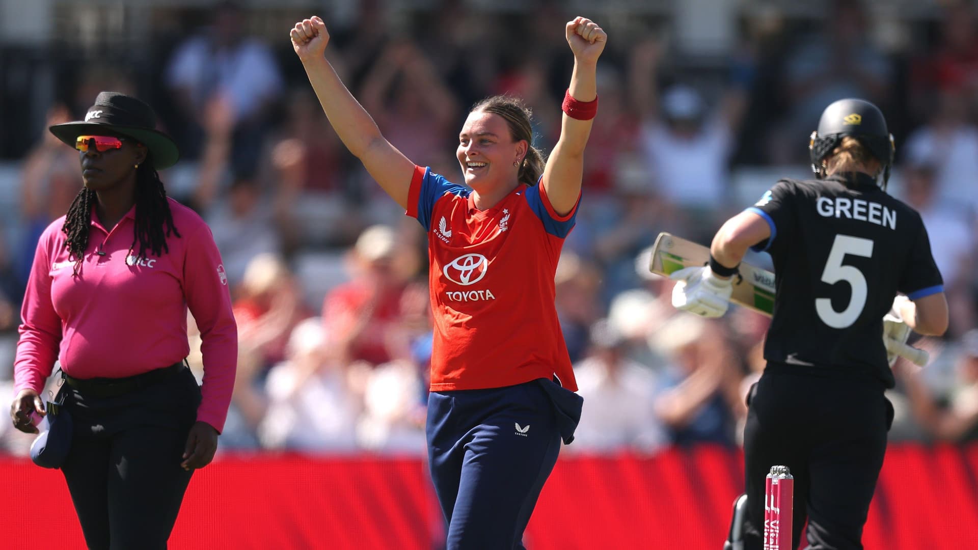 England beat New Zealand by seven wickets to win T20 series