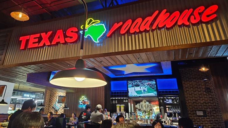 Texas Roadhouse sales surge as tech boosts speed, efficiency, takeout