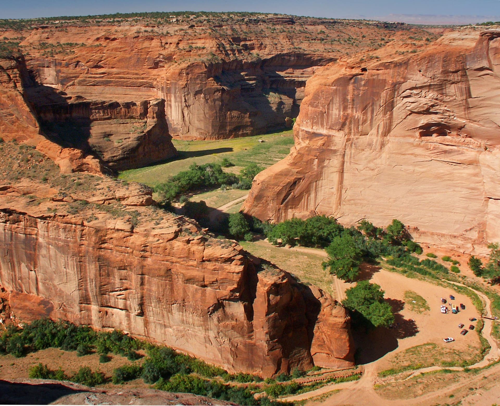Canyon de Chelly Access Guidance Impacts Chinle Visitors and Local Economy