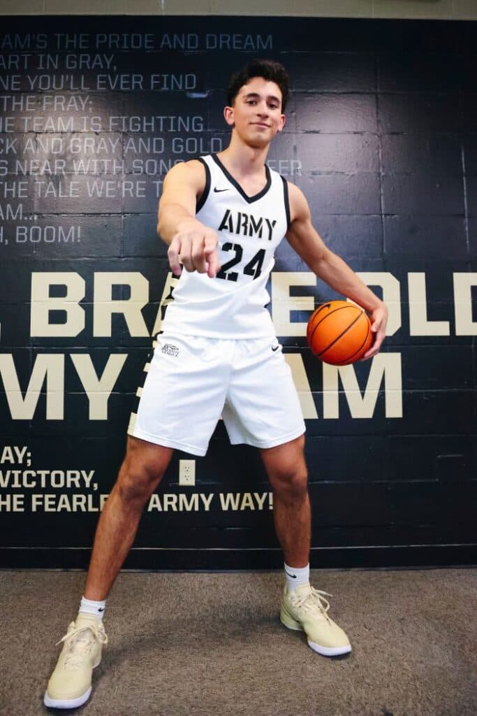 Goshen star Jimmy Kelly commits to West Point basketball program