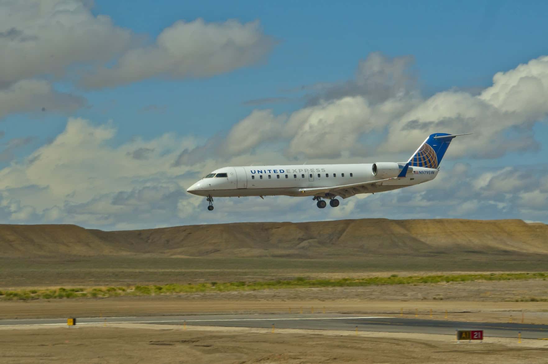 SkyWest wins Moab air service contract, restoring Salt Lake City flights