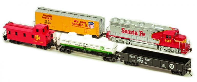 Choosing Your First HO-Scale Starter Set: Essential Buyer's Checklist