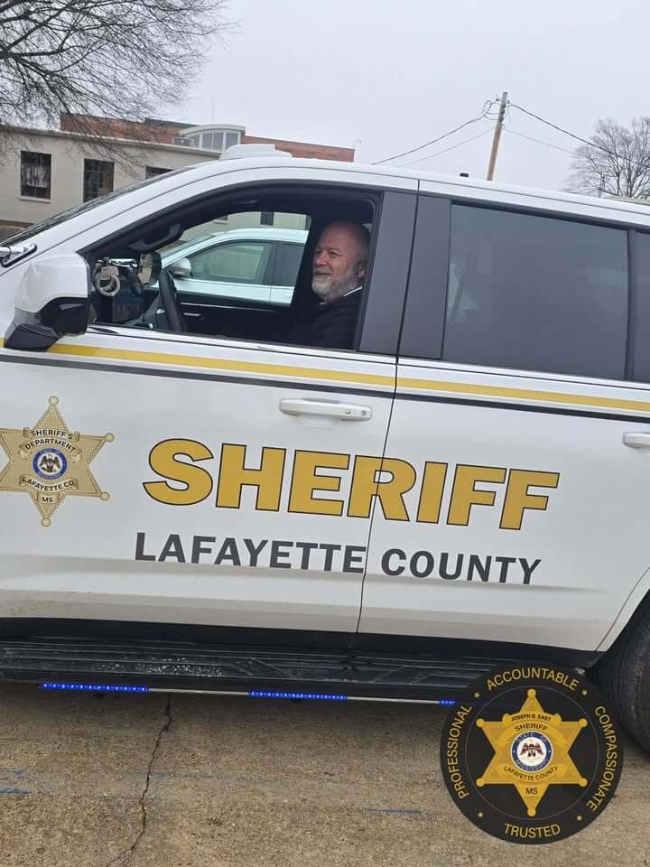 Marshall, Lafayette and Oxford Agencies Honor Dispatchers at Communicare Event