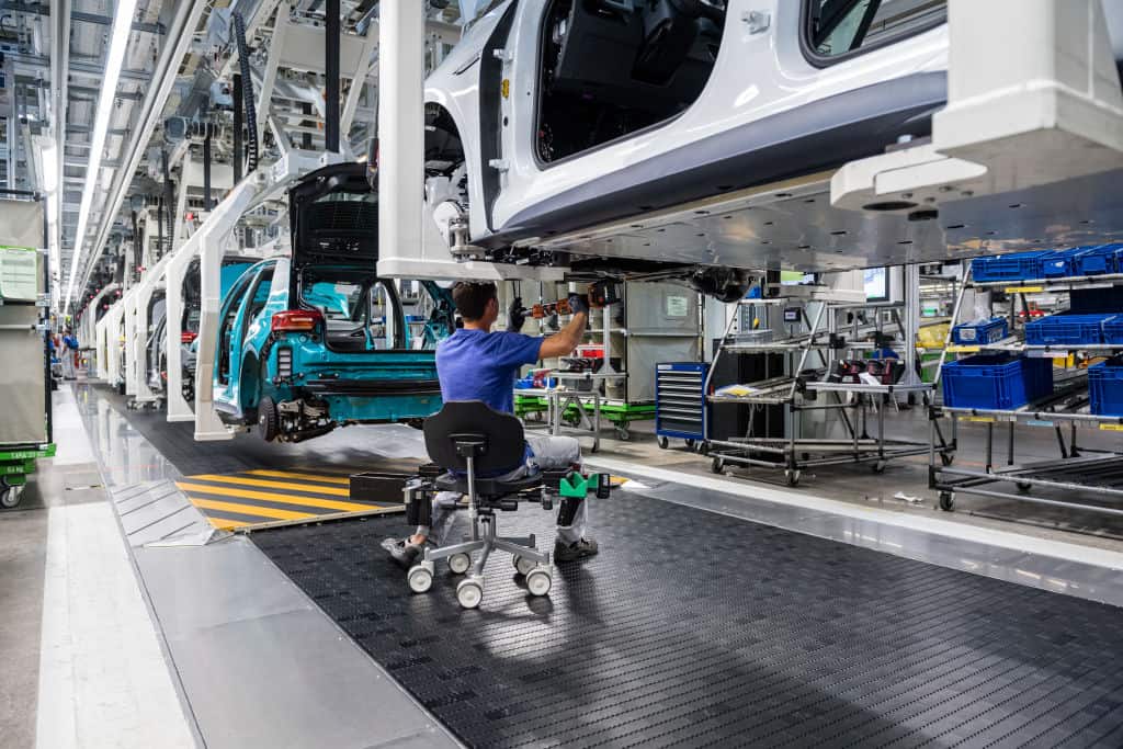 U.S. Manufacturing Slows to Four Month Low as Prices Bite