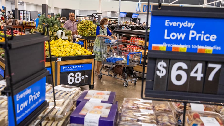 U.S. retail sales rise again as higher prices boost spending