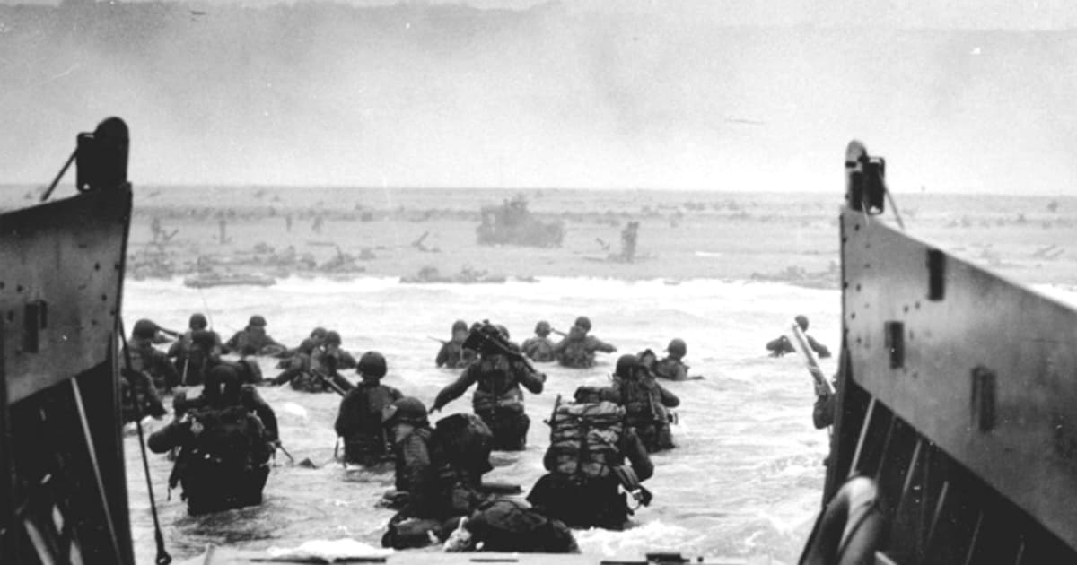 Alex Kershaw uses social media to relive D-Day in real time