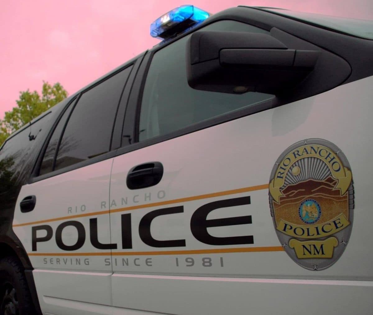 Rio Rancho man charged after alleged assault, pastor vehicle damaged