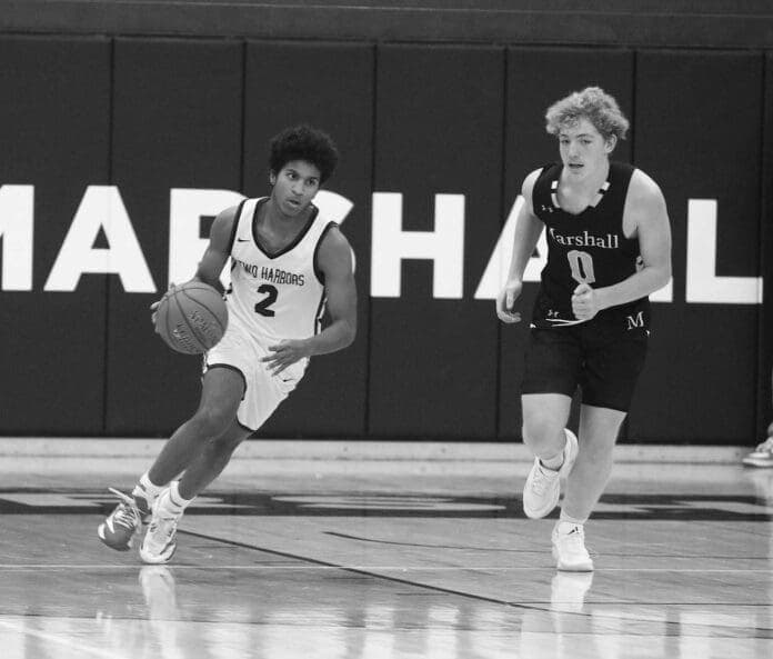 Two Harbors student council hosts staff vs students game for charity