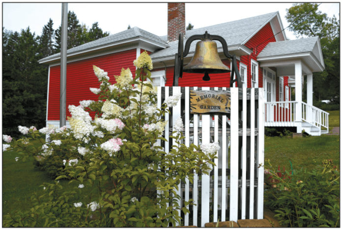 Larsmont seeks help finding missing bell from Little Red Schoolhouse