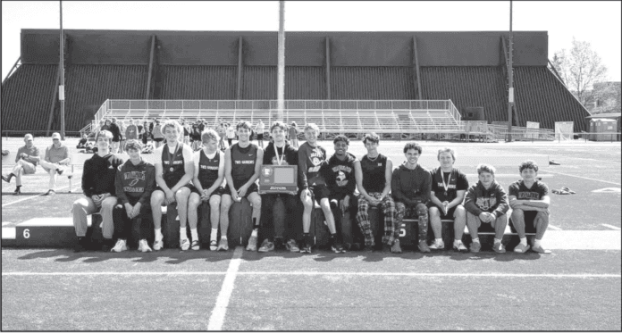 Two Harbors track teams finish strong behind young rosters, senior comeback