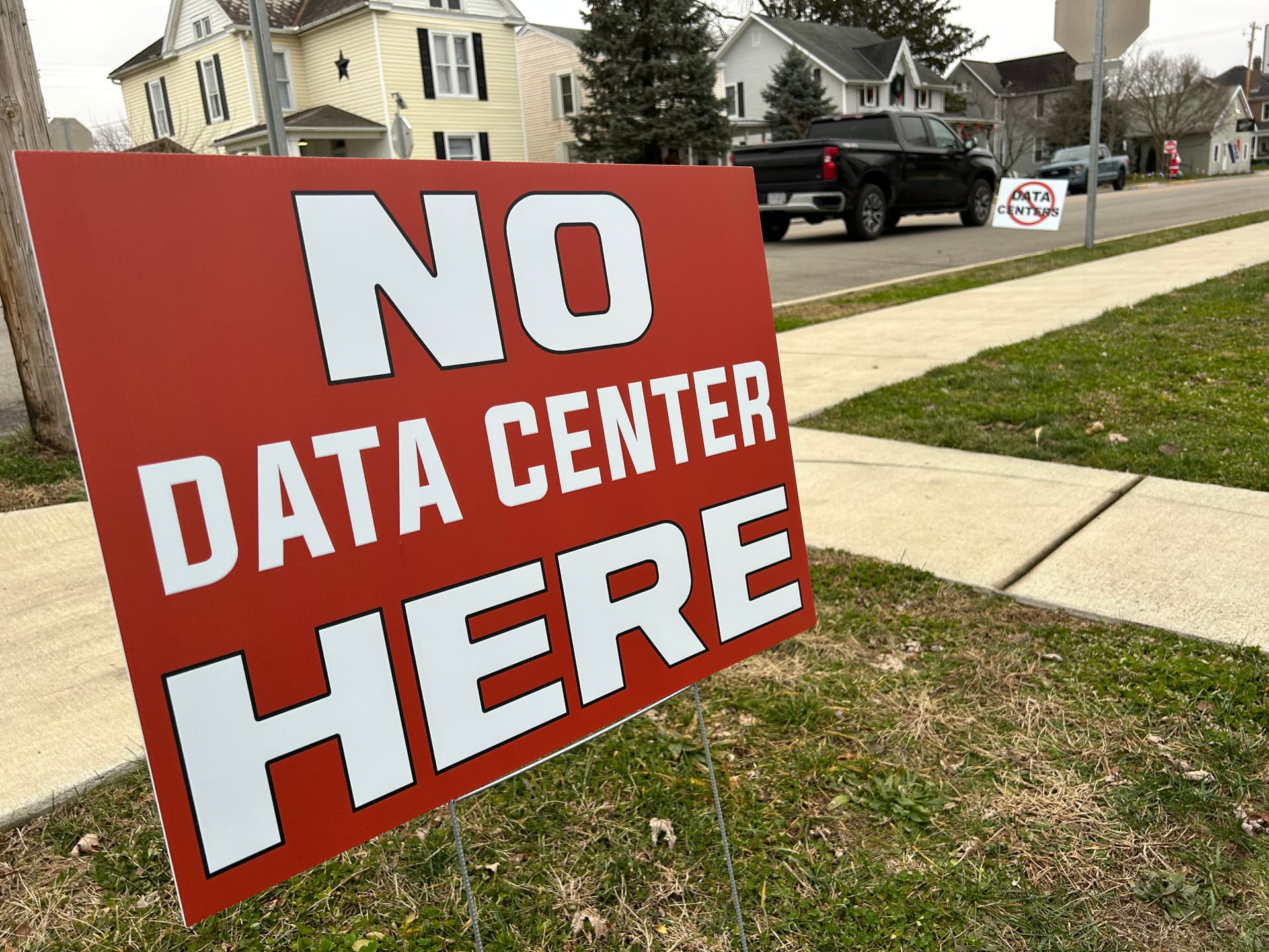 Ohio Group Cleared to Gather Signatures for Data Center Ban Vote