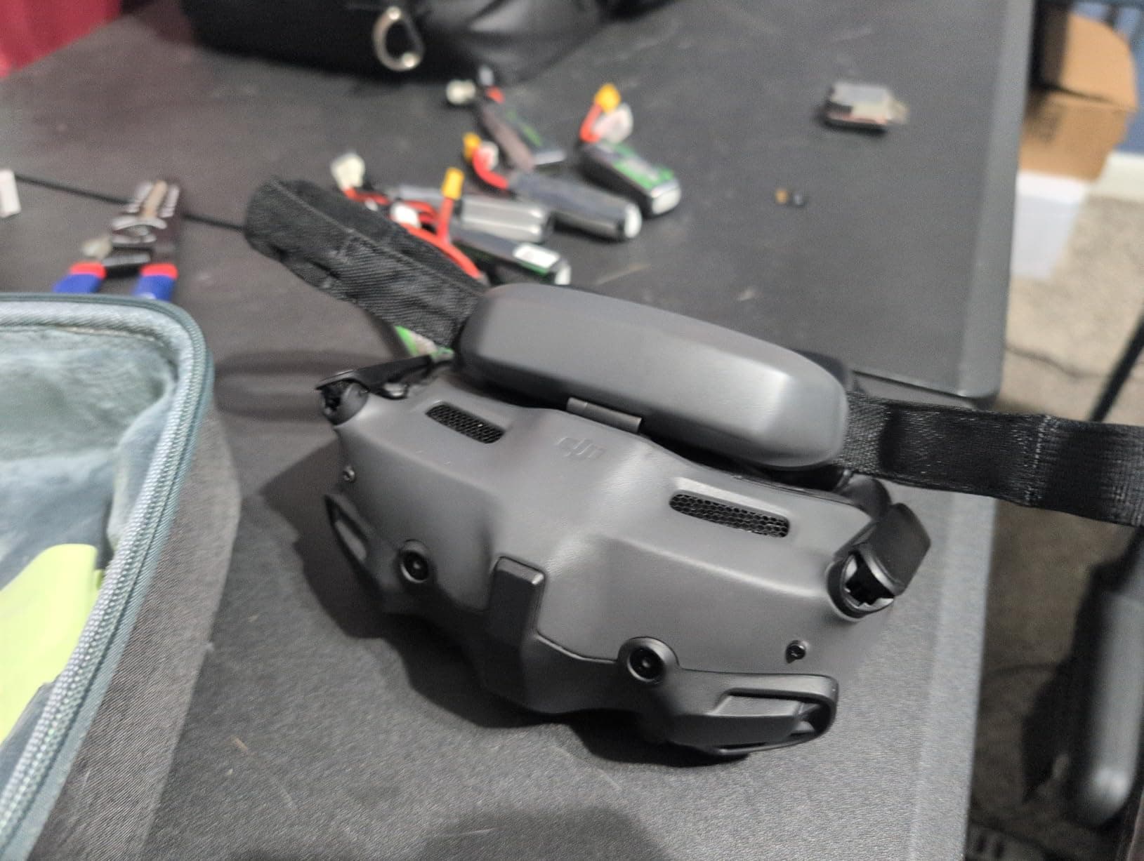 April 2026 FPV goggles guide compares DJI, Walksnail, analog choices