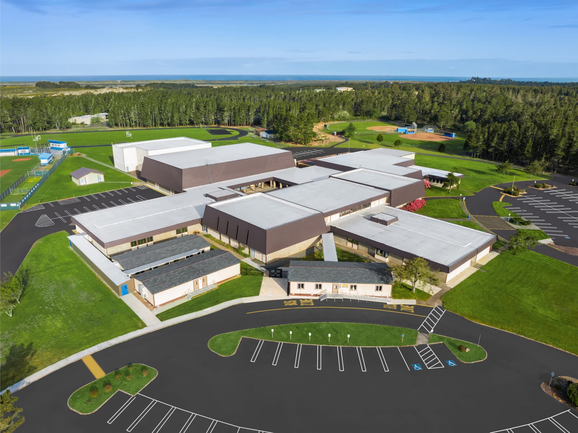 Siuslaw committee backs new high school, bond set for May