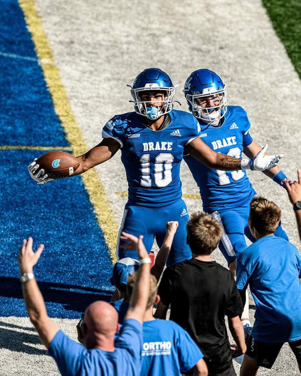 Mitchell January Enters Transfer Portal from Drake; 63 Catches, 970 Yards