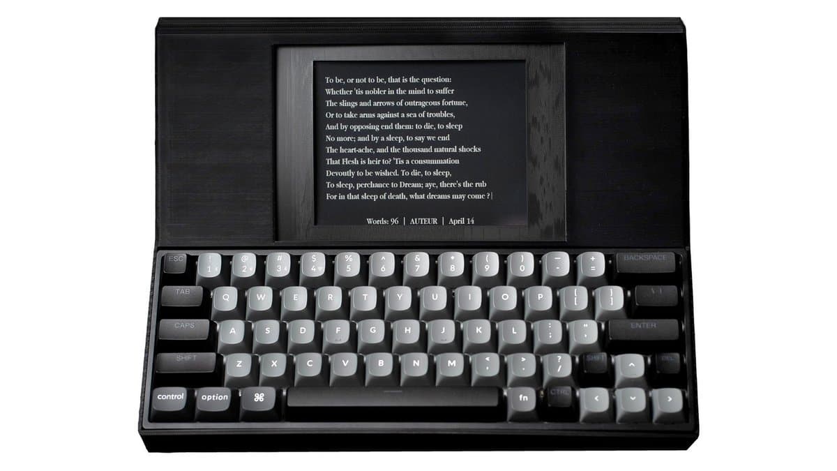 AUTEUR pairs a mechanical keyboard with e-ink for distraction-free writing