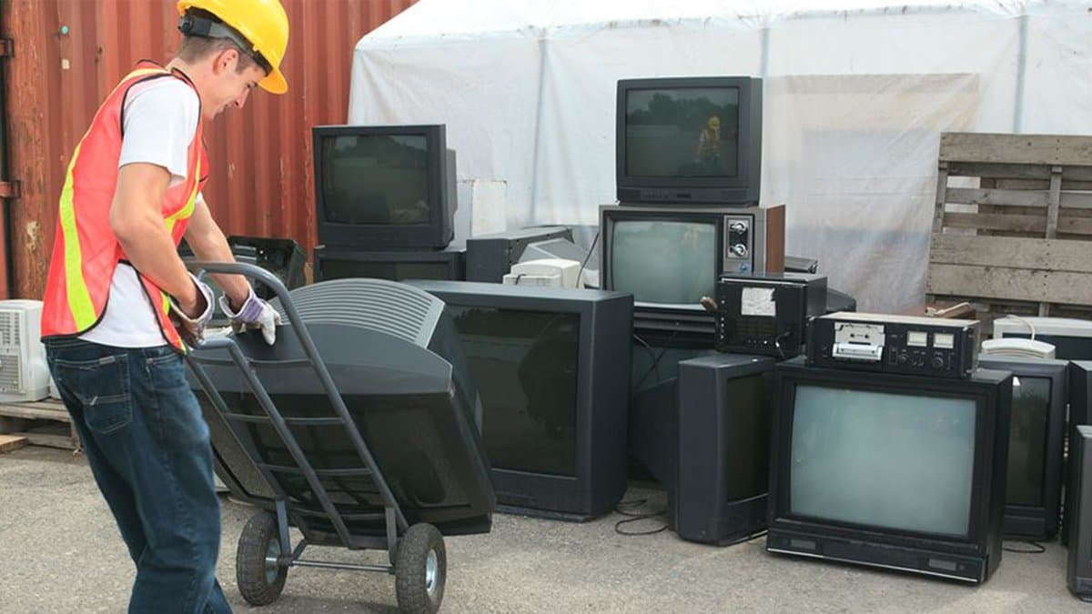 Douglas County offers free electronics recycling drop-off Saturday