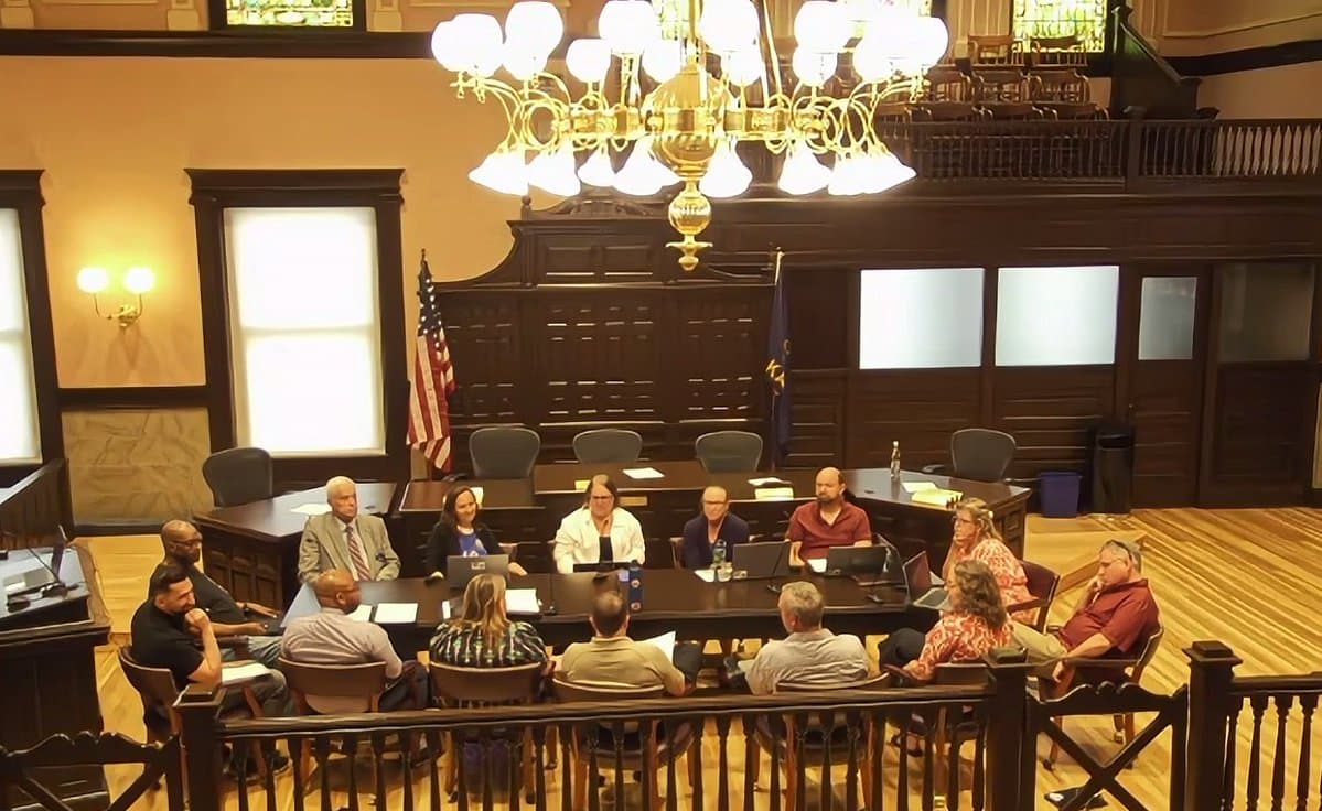 Douglas County expands Familiar Faces effort to aid vulnerable residents