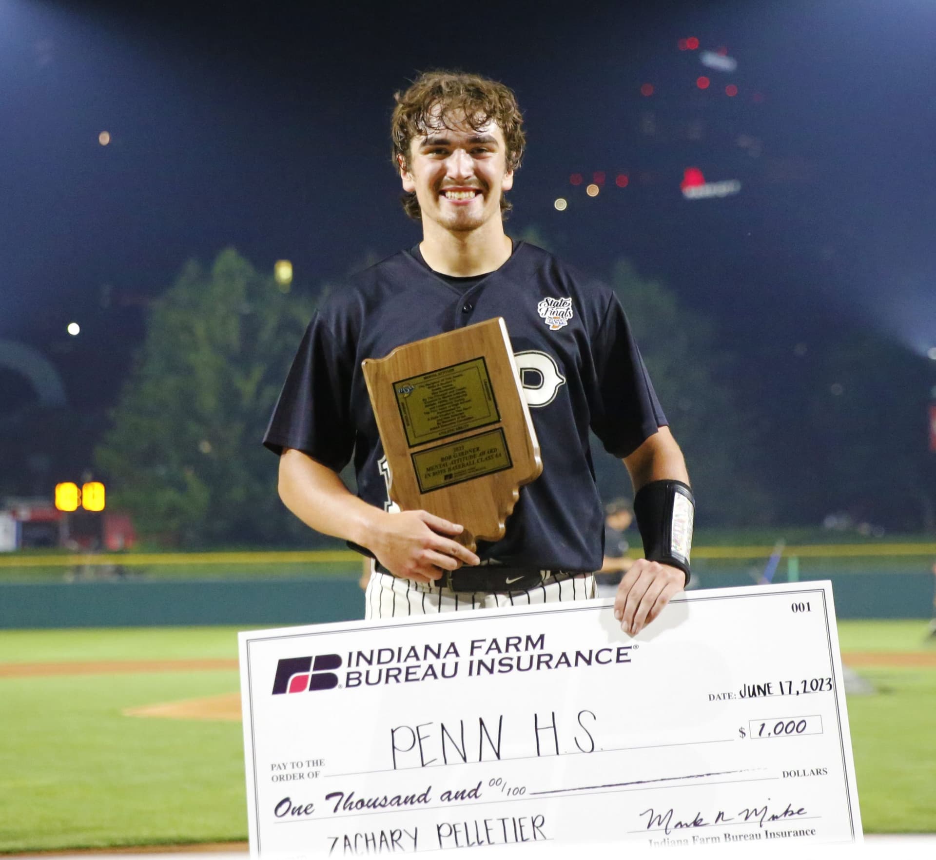 Vincennes Philanthropist's Legacy Lives On Through IHSAA Mental Attitude Award