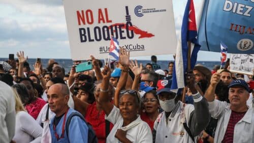 U.S. Embassy Warns Americans to Avoid Havana Malecón Protests This Weekend
