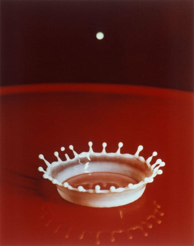 How Harold "Doc" Edgerton's 1957 Milk Drop Coronet Changed Photography Forever