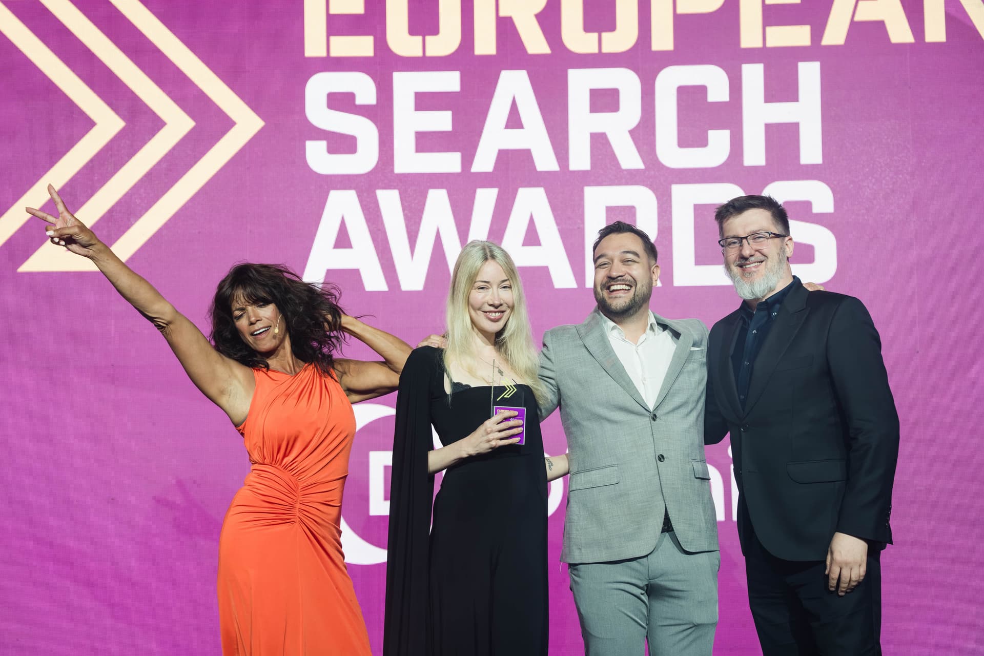 OtterlyAI wins AI search award as visibility tracking gains traction