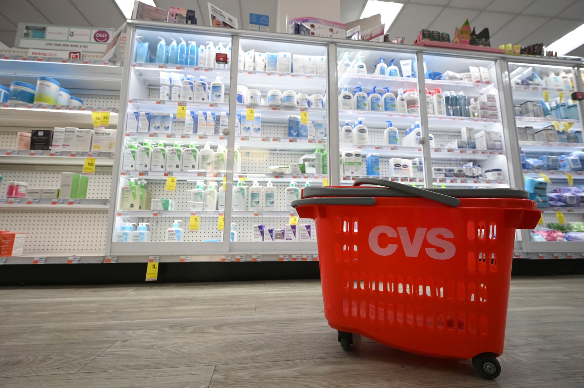 Understaffing Crisis Hits Retail, Pharmacies, and Hotels, Straining Workers and Customers