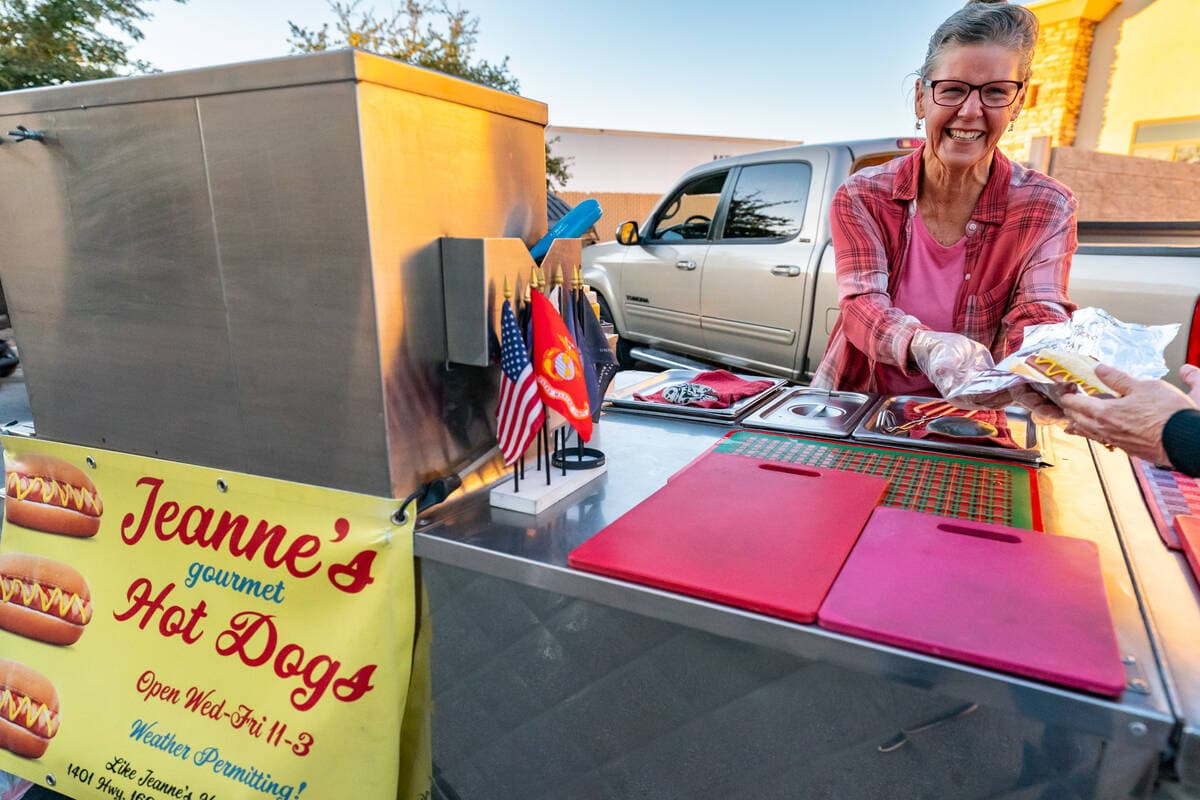 Beloved Pahrump Hot Dog Stand Closes as Owner Retires
