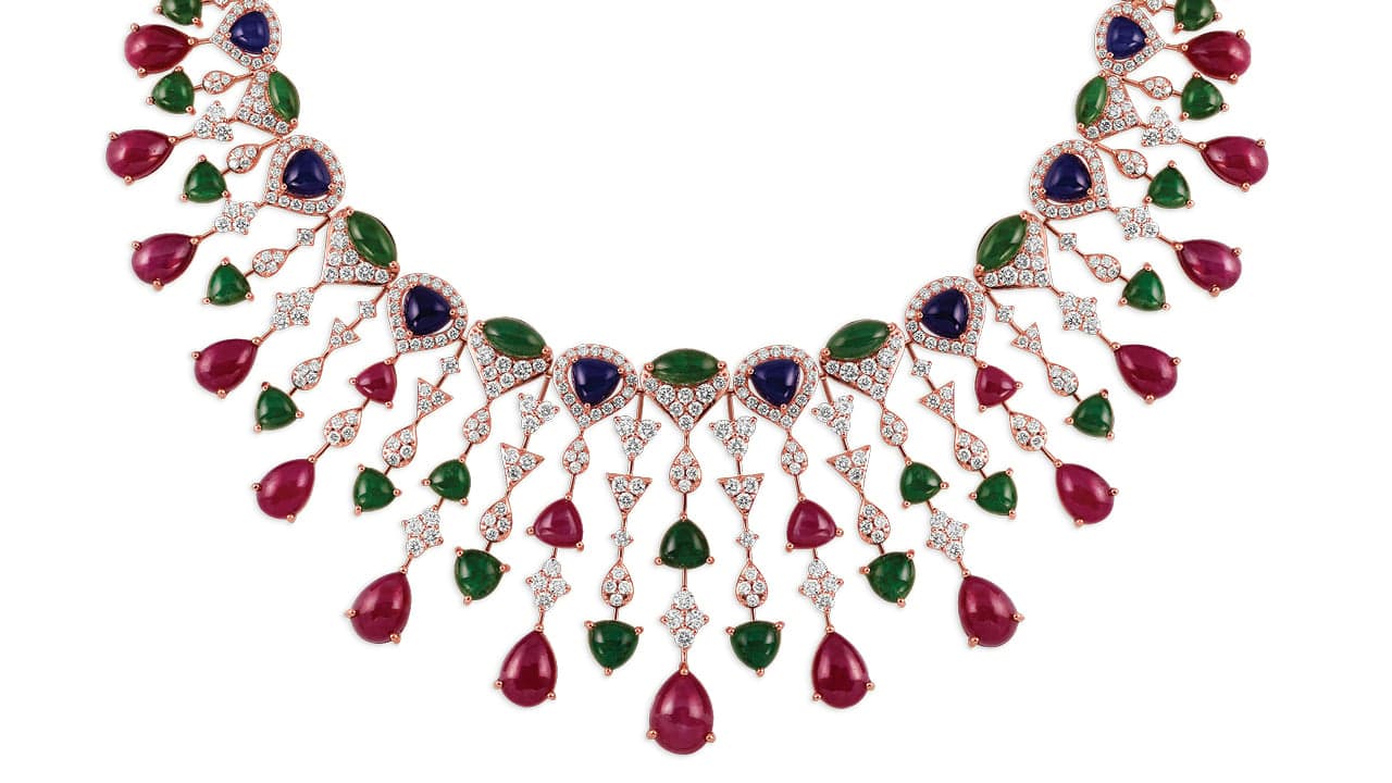 Las Vegas jewelry week spotlights bold gold, sculptural diamond designs