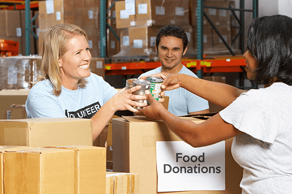 A Simple Gesture volunteers follow USDA food safety steps for donated food
