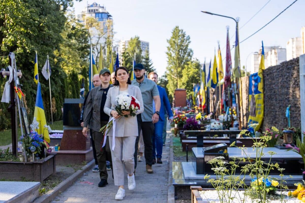 Tsikhanouskaya visits Kyiv as fears grow of Belarusian war role
