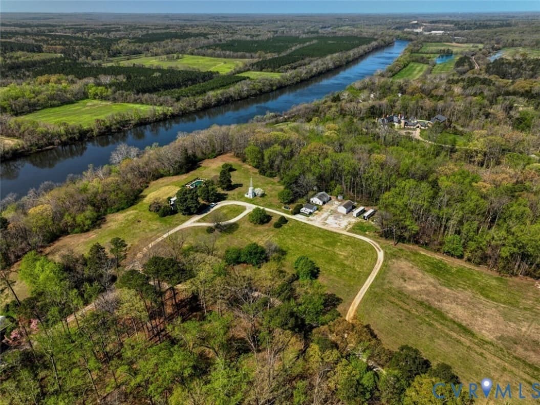 Historic Vinita Hill Farm in Goochland hits market for $6.95 million