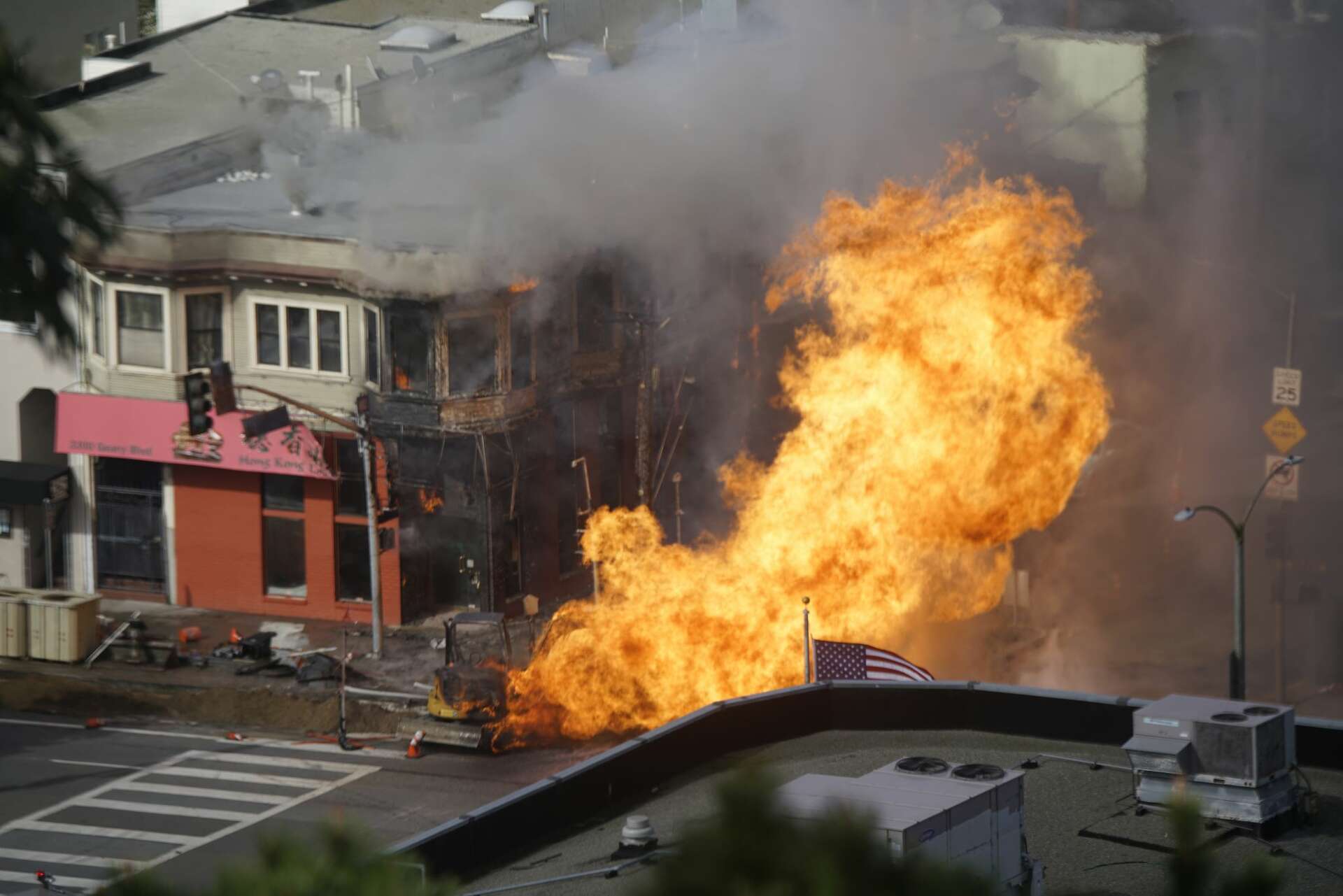 Battery charger sparks car fire in Richmond District garage