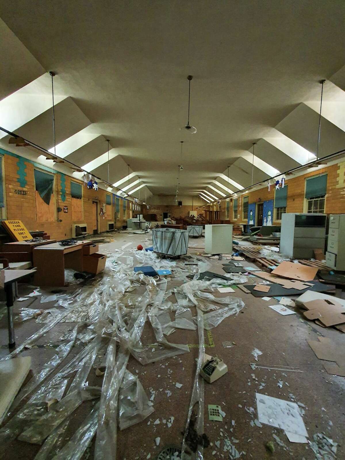 Calls grow to demolish former Norris Hospital on East State Street