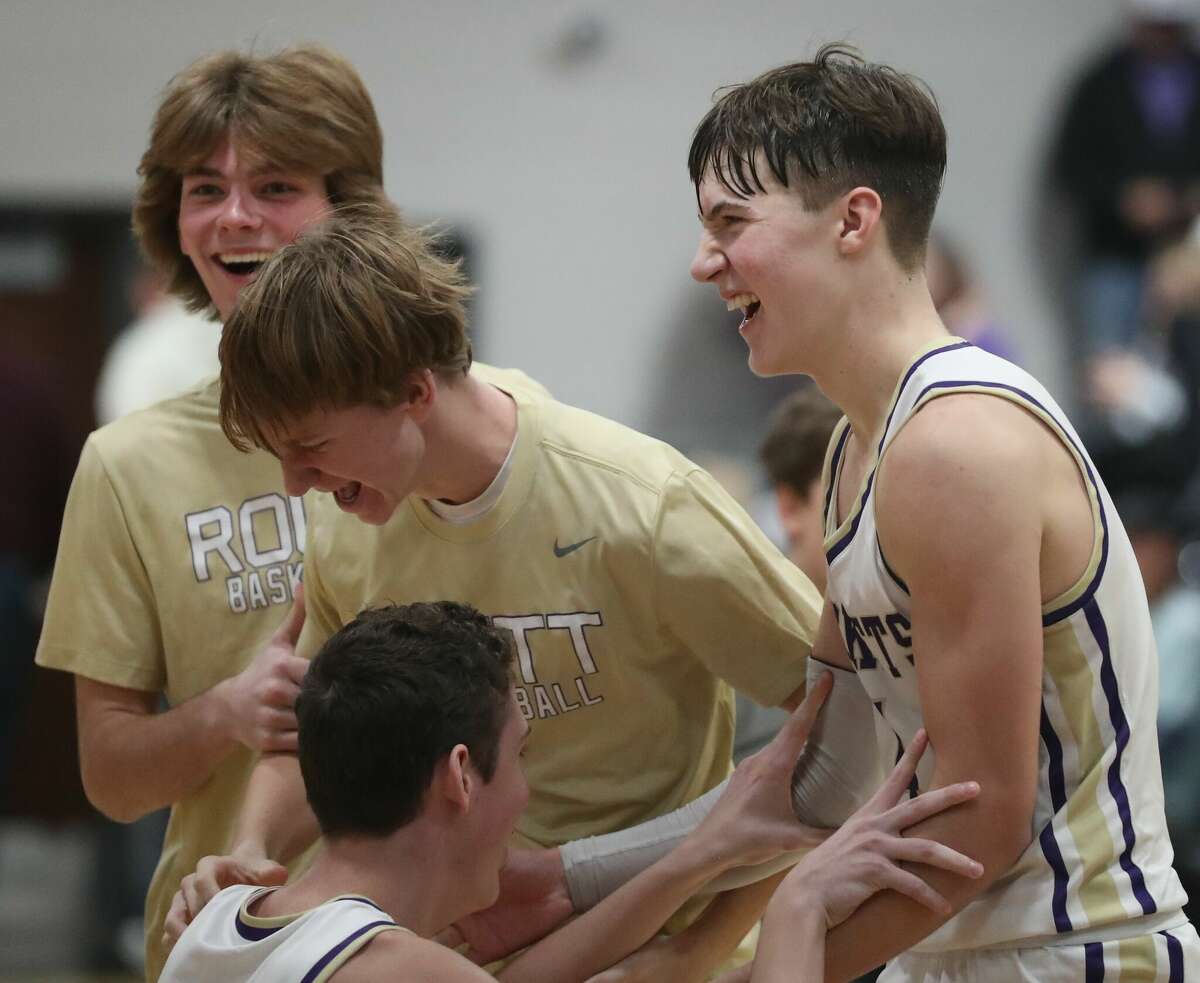 Routt Narrowly Loses 49-47 to Top-Ranked Quincy Notre Dame