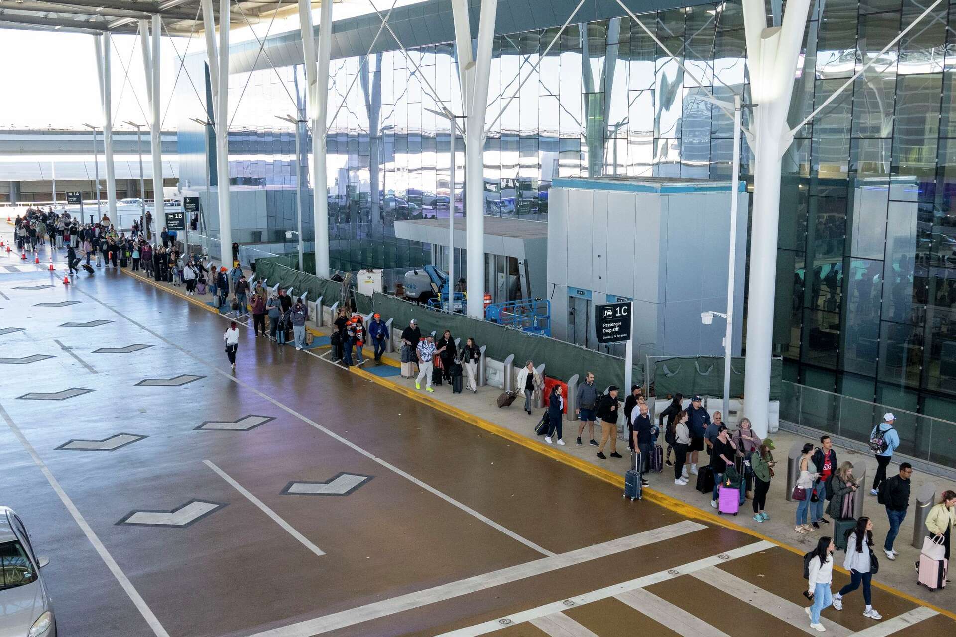 Spring Break Travel, Shutdown Combine to Create Massive TSA Lines at IAH