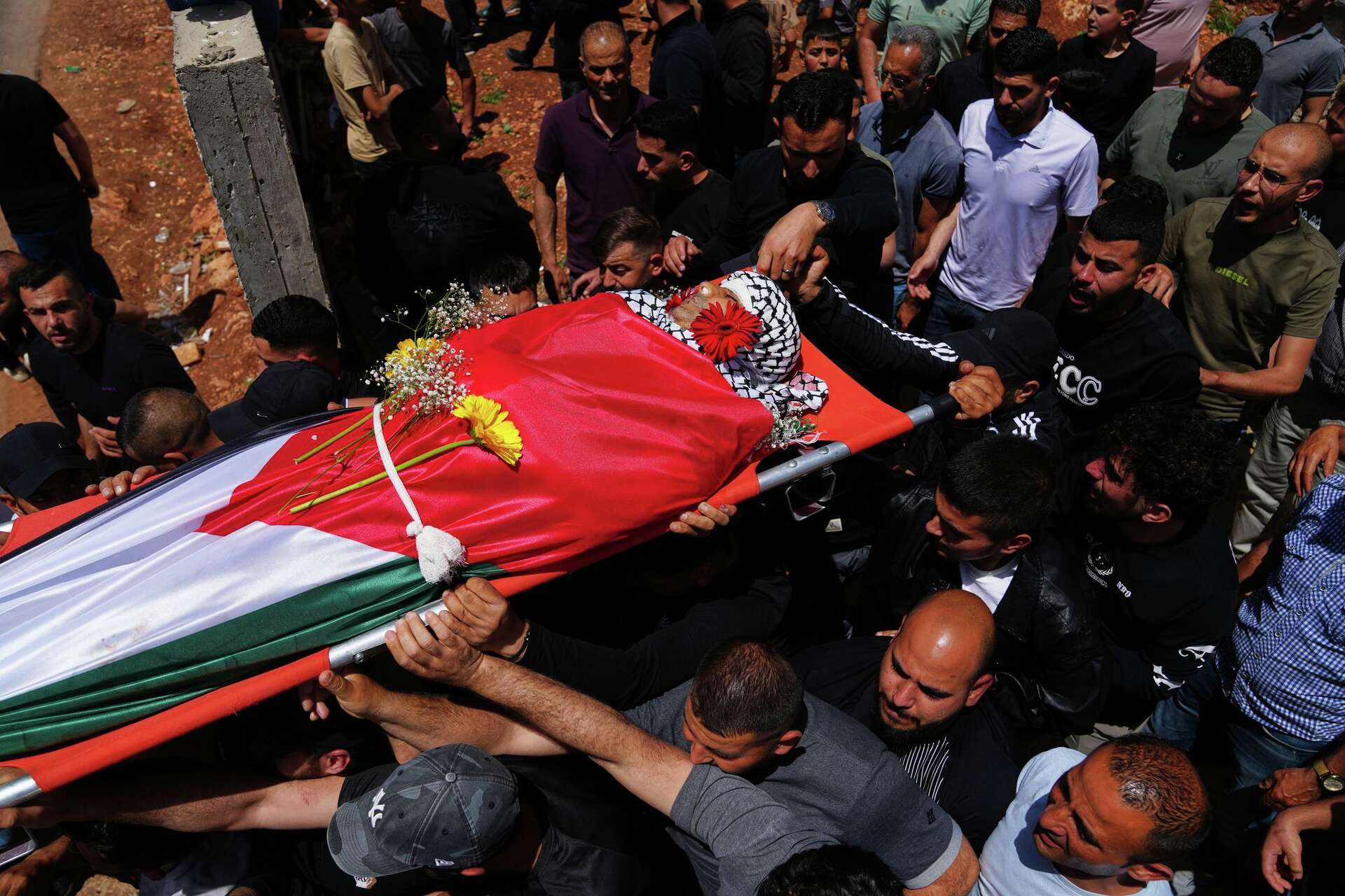 Israeli police kill Palestinian father of four at West Bank barrier