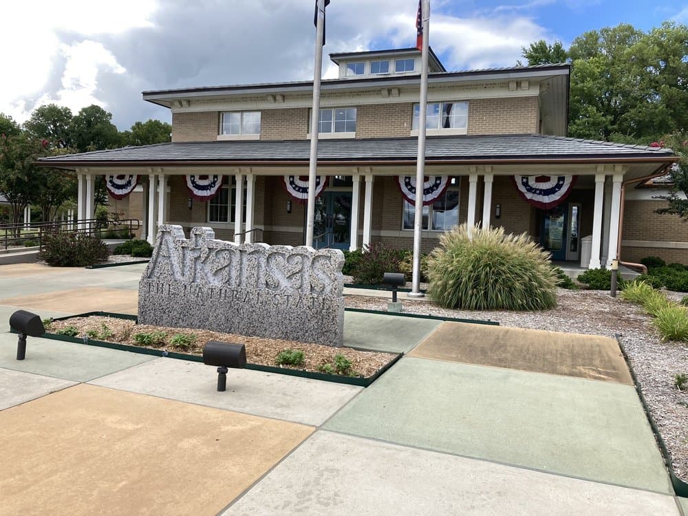 Helena-West Helena Welcome Center reopens after brief closure on Highway 49