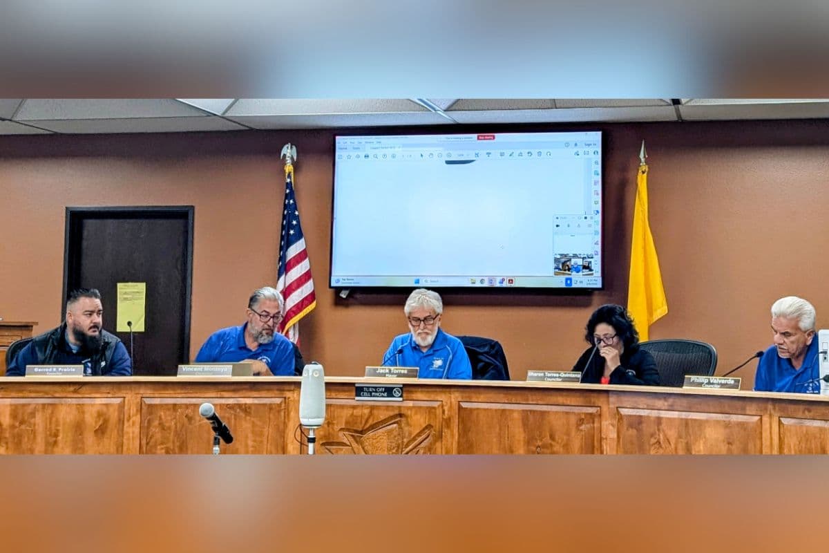 Bernalillo Council Hears Representative Derrick Lente, Weighs Budget Adjustments, Planning Schedule