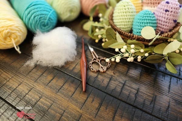 American Crochet debuts Speckled Nest Eggs pattern for spring décor