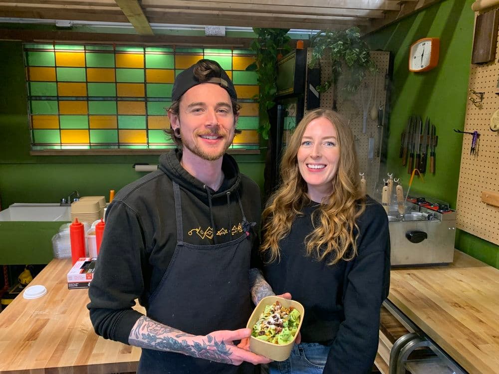 Fresh Pasta Stall at London Farmers Market Draws Crowds Quickly