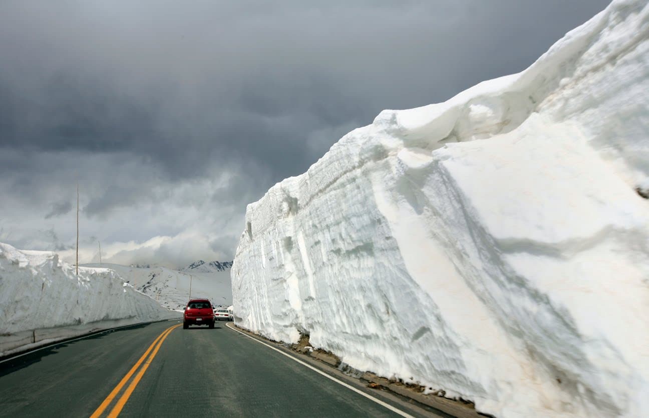 RMNP warns of spring snow, avalanche risks, and rapid road changes