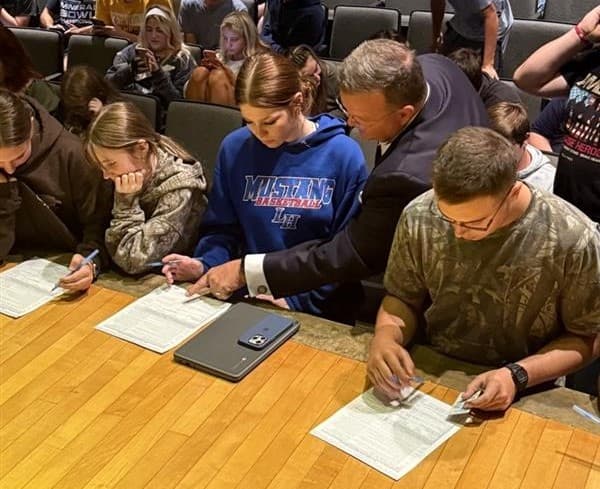 Secretary of State Reports Voter and Business Gains Including McDowell