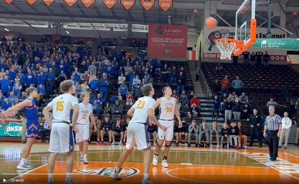 Senior Wyatt Moore's Buzzer-Beater Lifts Jacksonville Over Rochester 69-67