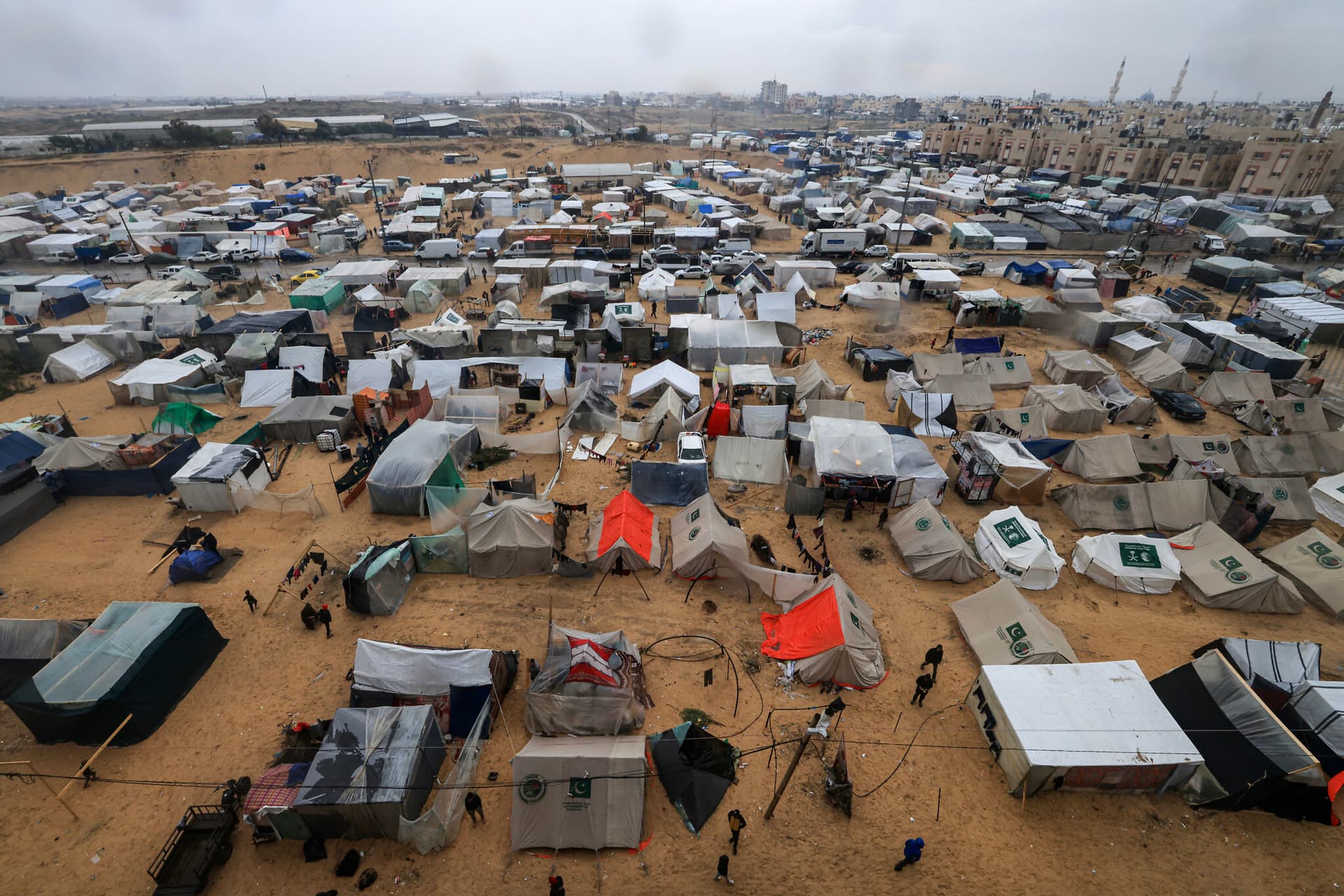 Aid Cluster Finds Thousands of Gaza Tents Unfit for Winter