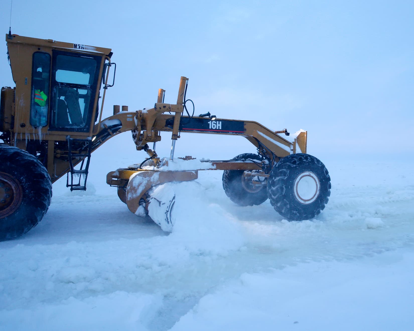 DNR opens North Slope east, west coastal areas for winter tundra travel